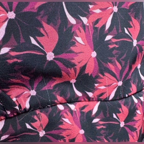 Ronny Kobo Collection Black and Pink Floral Long Sleeve Dress missing button - Picture 15 of 15